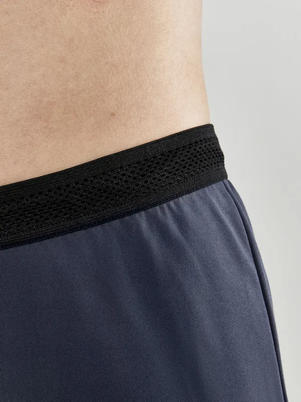 1910167-995000_Evolve Slim Pants W_Closeup5.jpg